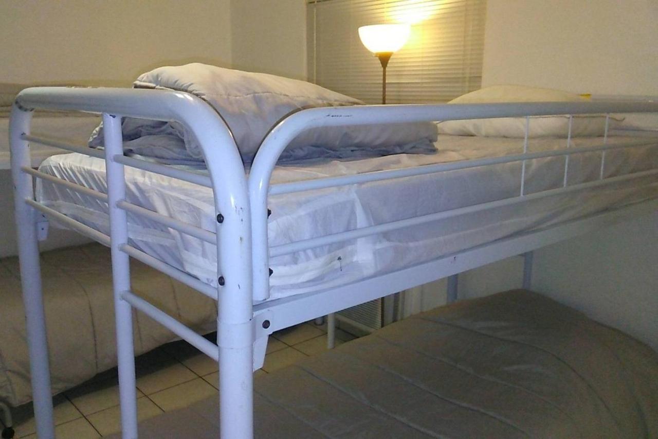 Downtown Hollywood Beach Students' Dorm Hostel ภายนอก รูปภาพ